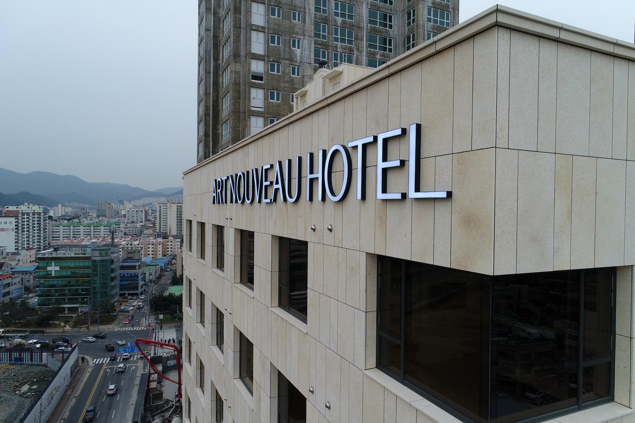 Geoje Artnouveau Suite Hotel Ngoại thất bức ảnh